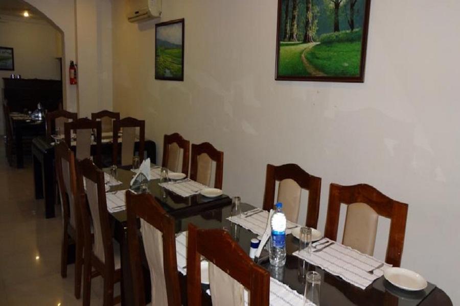 Sabari Park Hotel Thiruvananthapuram Restaurant