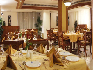 Maurya Rajadhani Hotel Thiruvananthapuram Restaurant