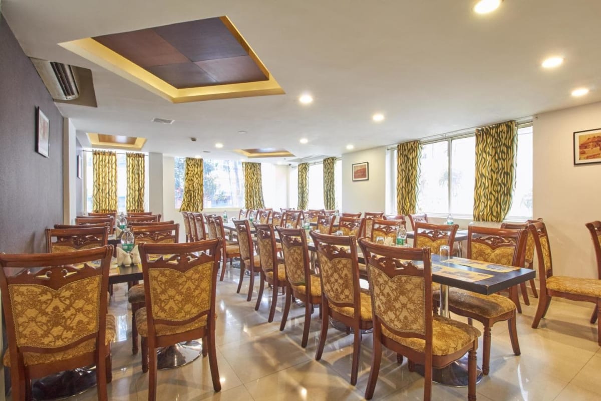 Town Tower Hotel Thiruvananthapuram Restaurant