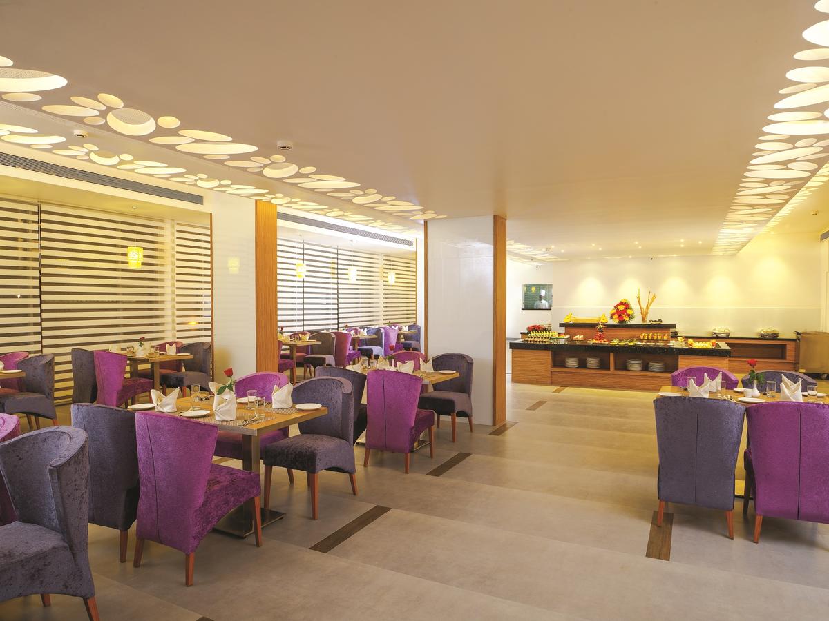 The Central Residency Hotel Thiruvananthapuram Restaurant