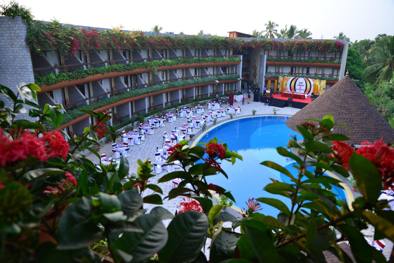Uday Suites The Airport Hotel Thiruvananthapuram